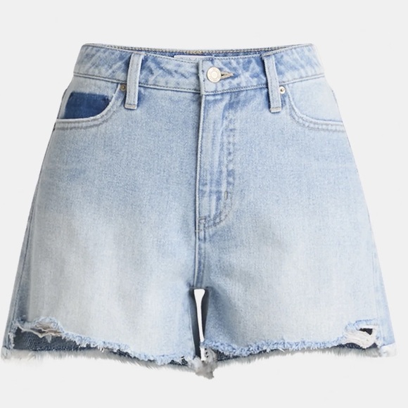 Time and Tru Women's Destructed 4" Denim Short - Picture 1 of 4